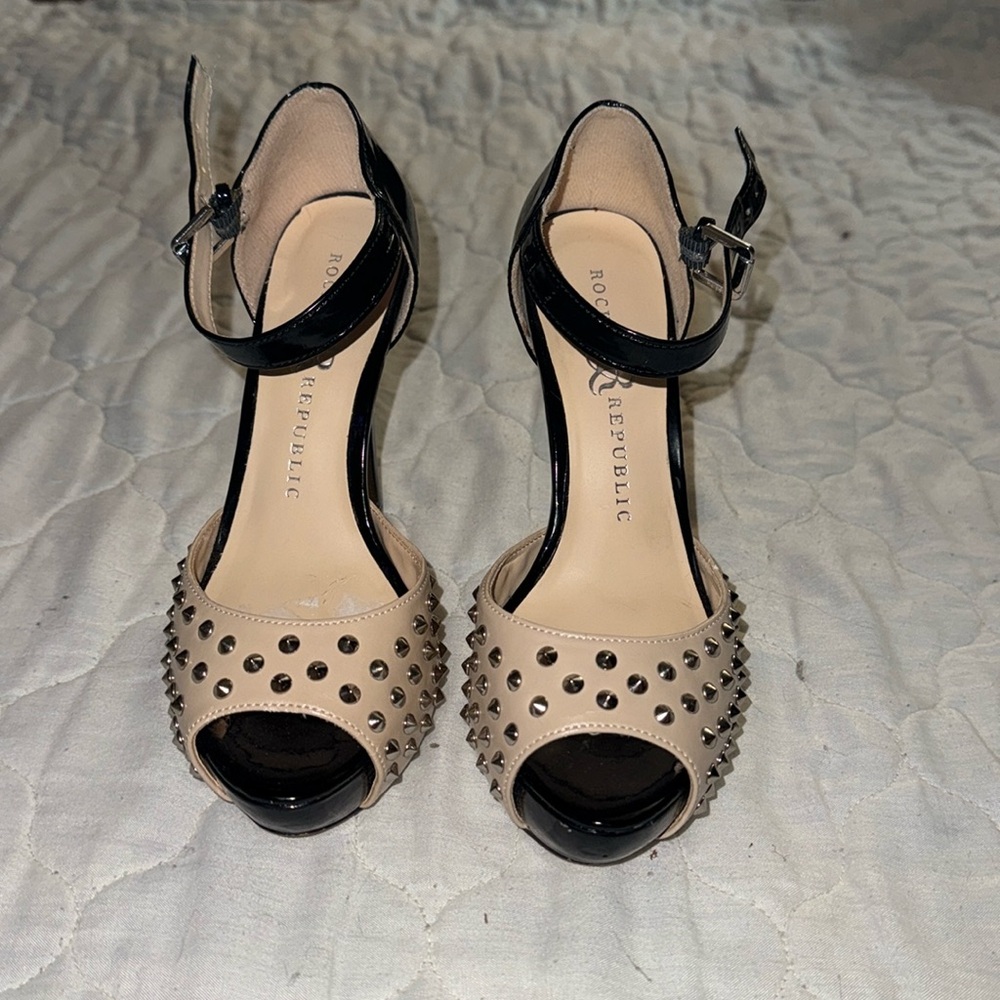 Rock Republic Spiked High Heels Size 6